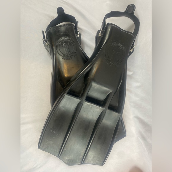 Aqua Lung Rocket Fins US Divers Navy SEAL Military Black Swim Fins UDT ONE SIZE - Picture 1 of 10